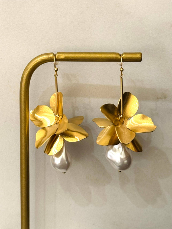 Boucles d’oreilles pendantes Oby en acier inoxydable doré brossé