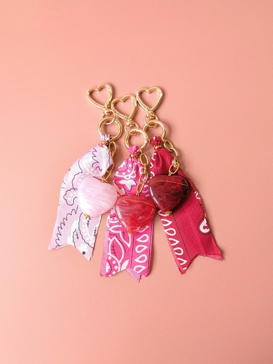 Grigri de sac & porte-clés – LOVE: Rose pêche