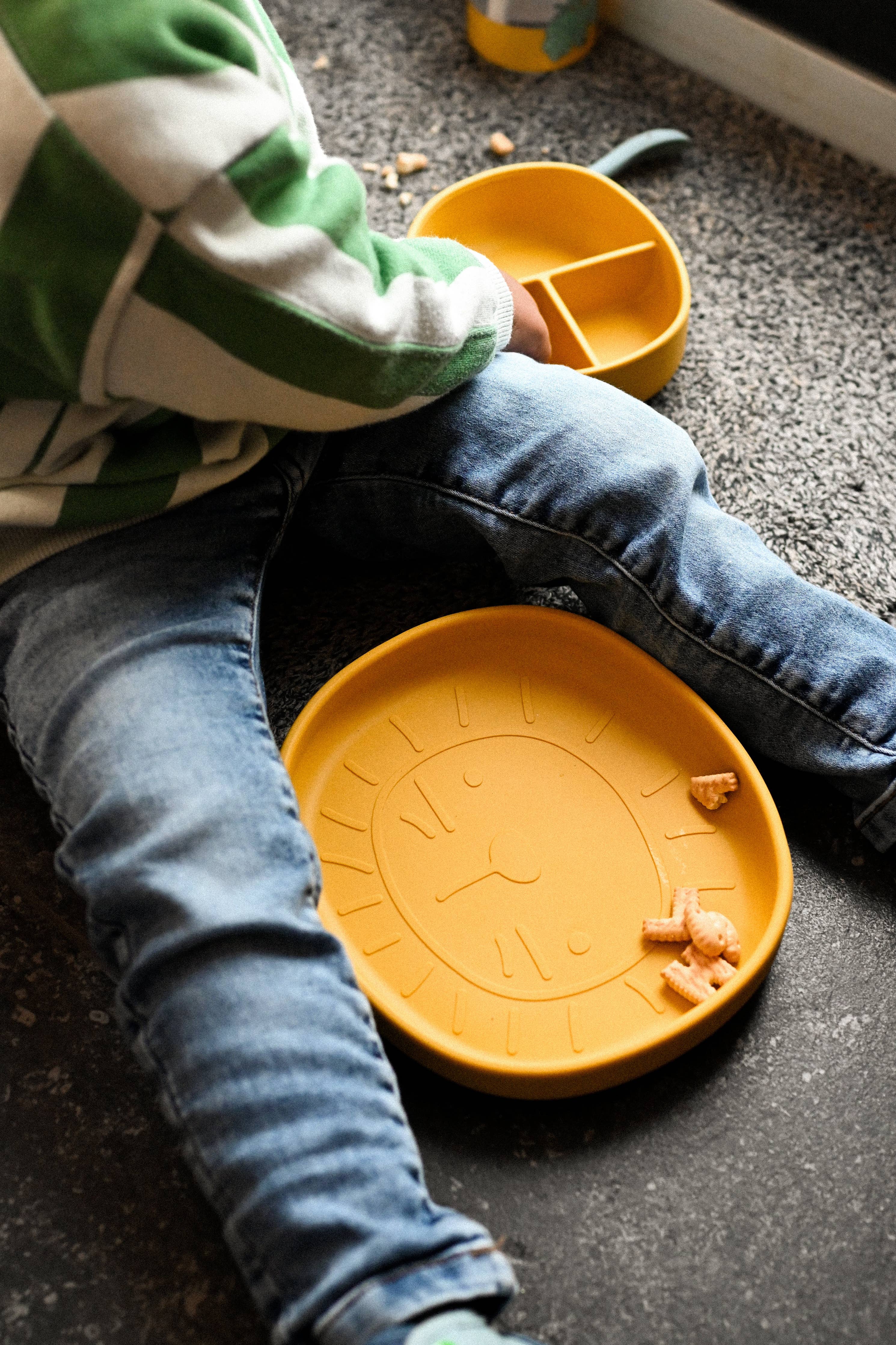 Assiette en silicone avec ventouse - Enfant - coloris Alfie Moutarde -