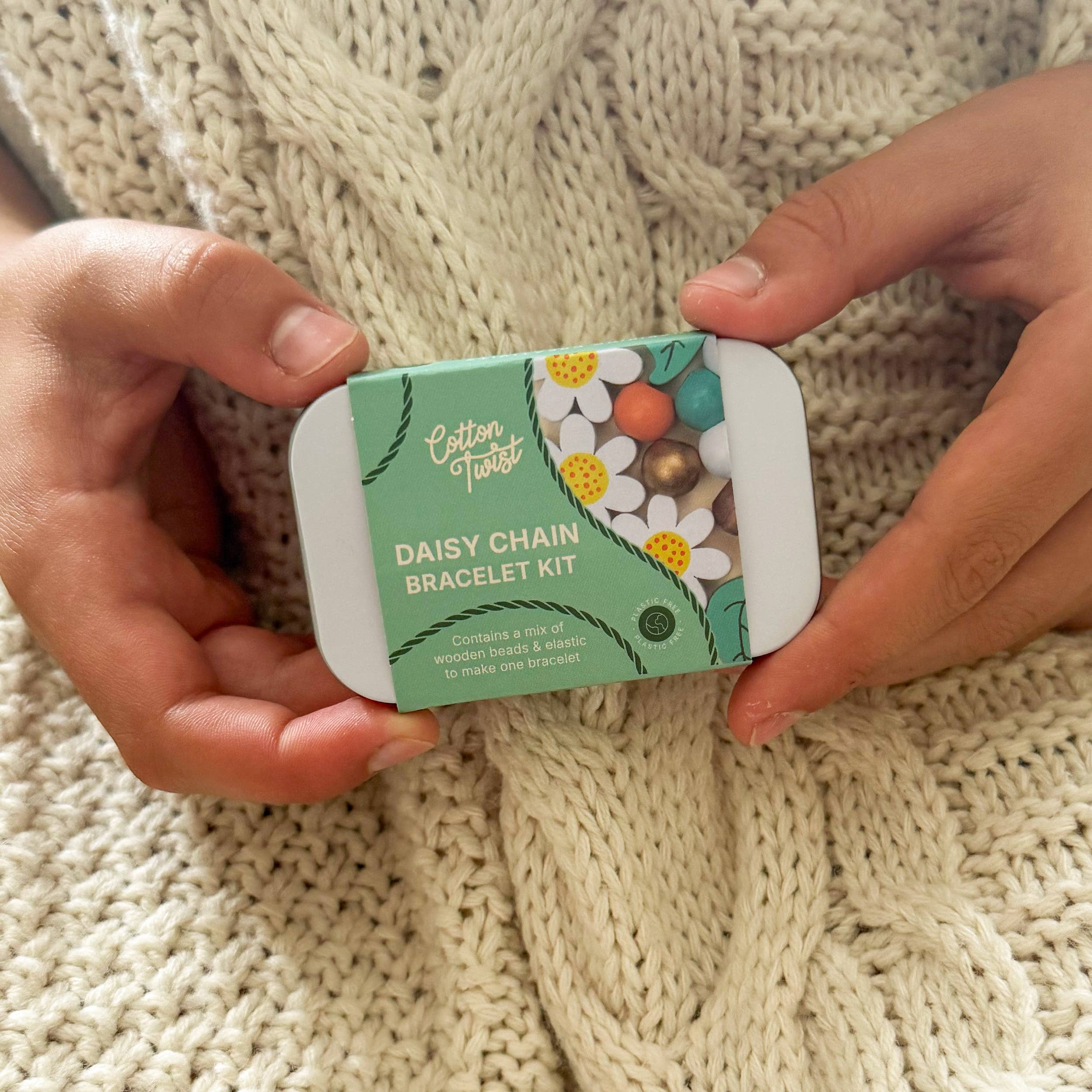 Coffret cadeau bracelet chaîne de marguerites