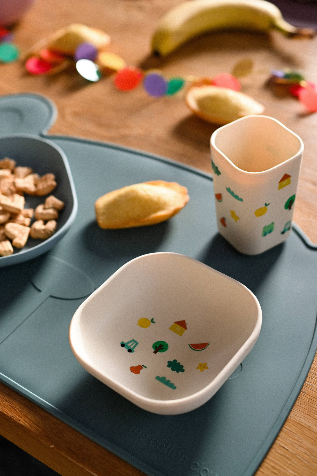 Set de vaisselle en silicone: Confettis Lilas