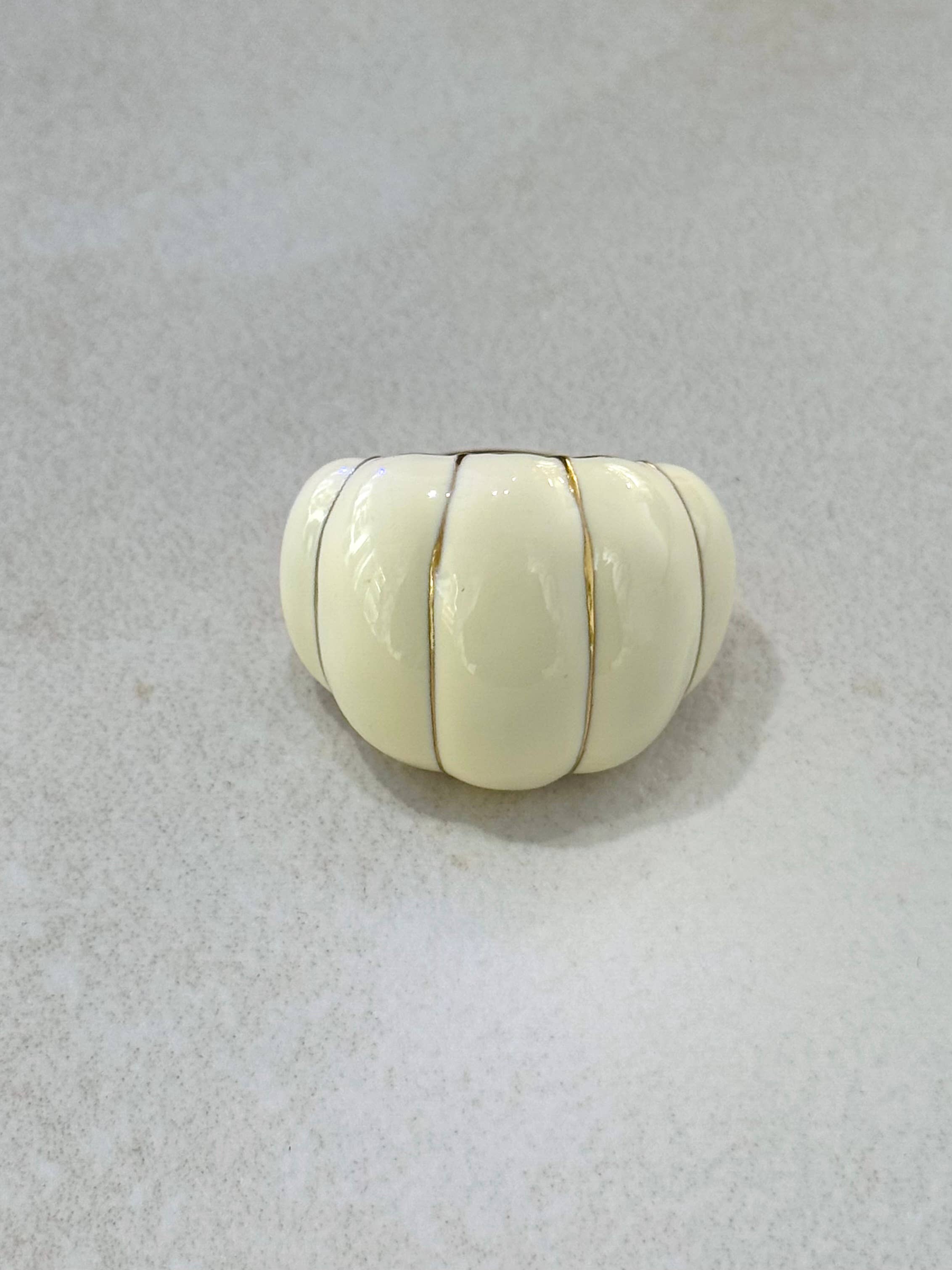 Bague citrouille réglable en acier inoxydable émaillé: Blanc cassé