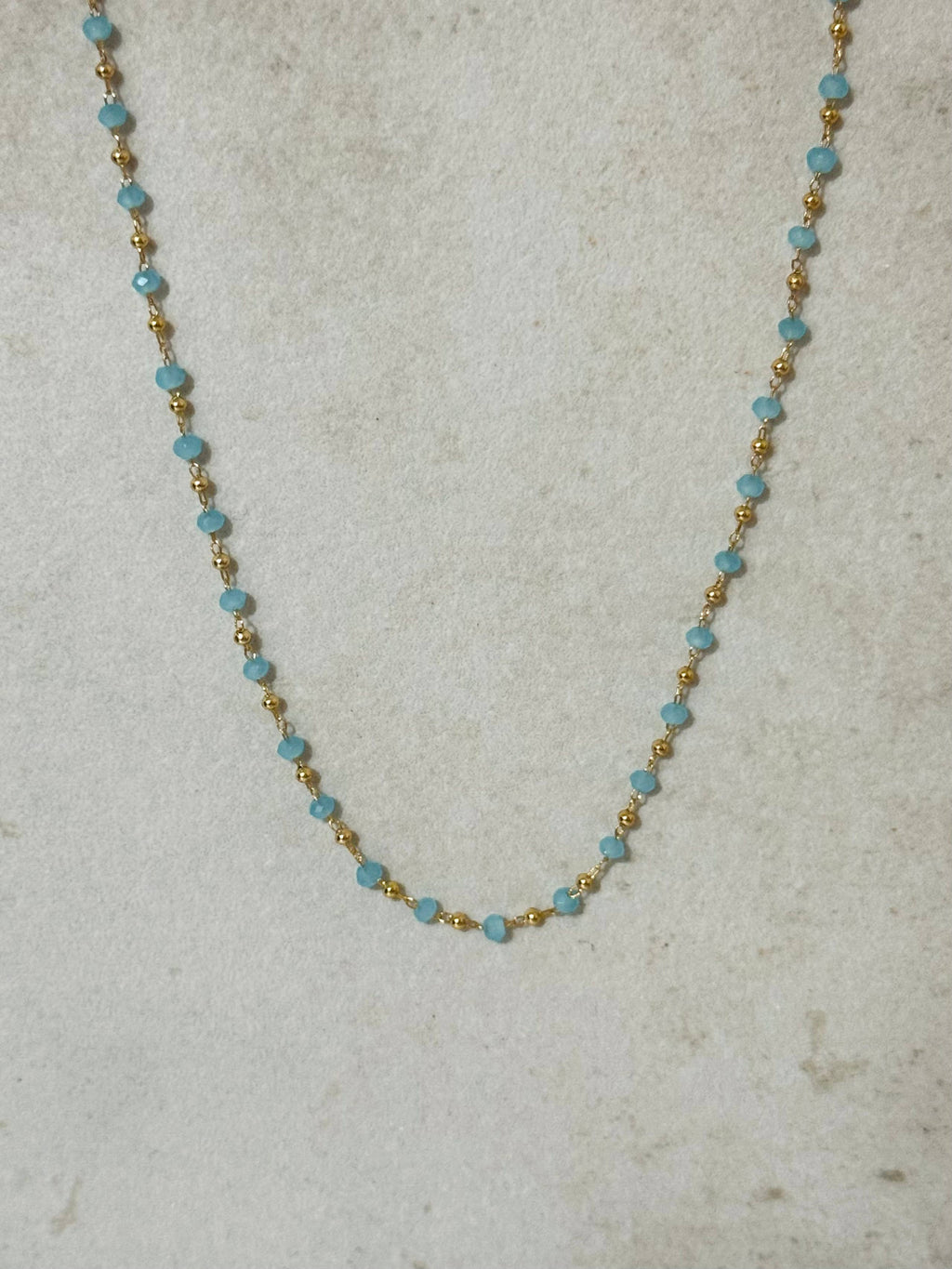 Collier d'été Sassari avec perles colorées: Vert menthe