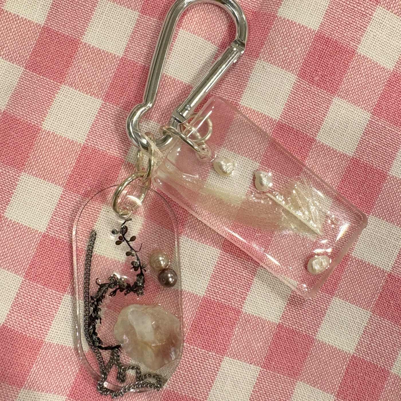 Atelier résine créative – fabriquer une barrette ou un porte-clés à La Rochelle